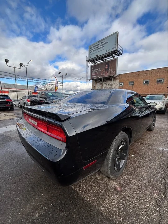 2011 Dodge Challenger 3rd Gen - Image 7 of 7