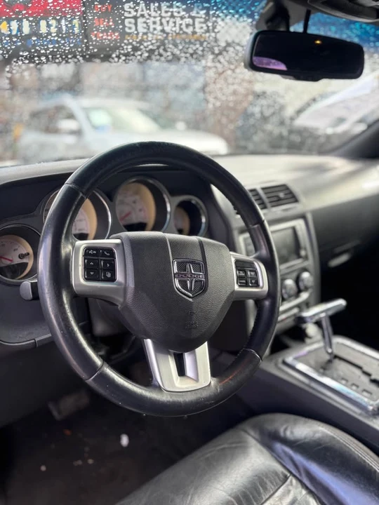 2011 Dodge Challenger 3rd Gen - Image 2 of 7