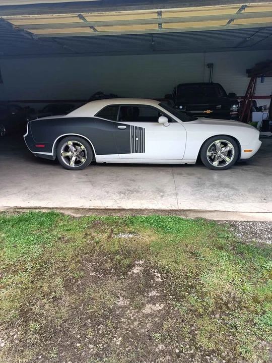 2011 Dodge Challenger 3rd Gen - Image 11 of 11
