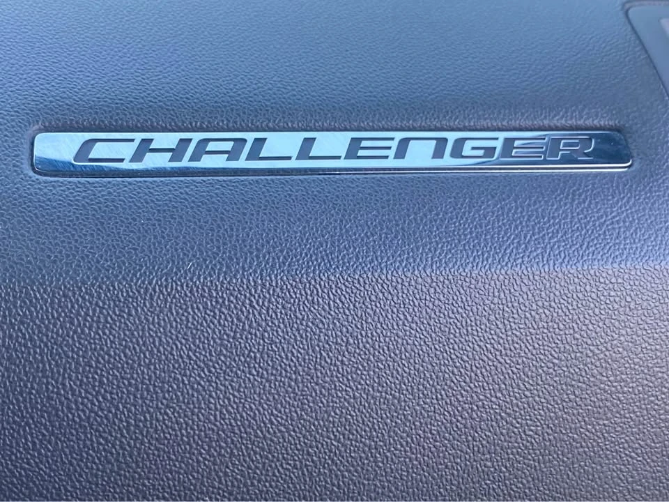 2011 Dodge Challenger 3rd Gen - Image 16 of 17