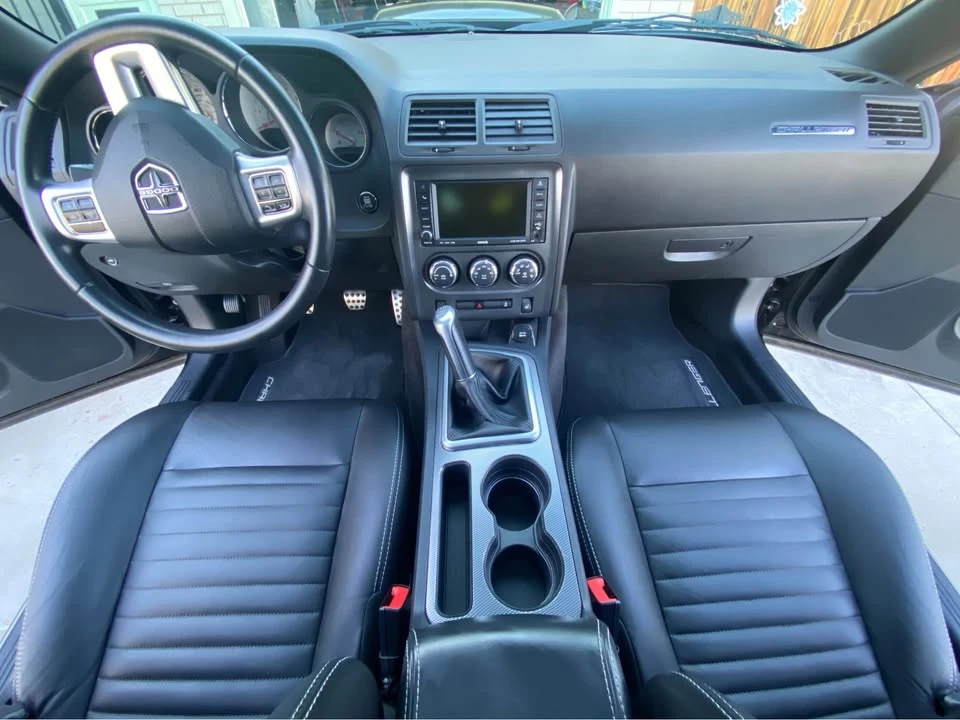 2011 Dodge Challenger 3rd Gen - Image 12 of 17