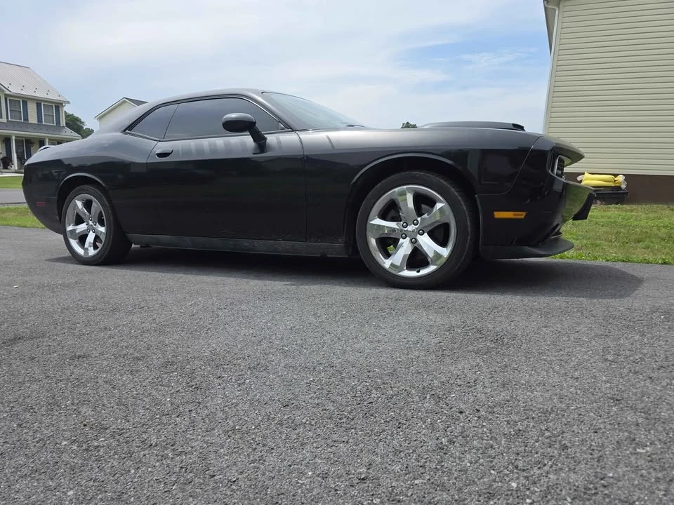 2011 Dodge Challenger 3rd Gen - Image 9 of 20