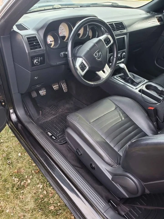 2011 Dodge Challenger 3rd Gen - Image 13 of 20