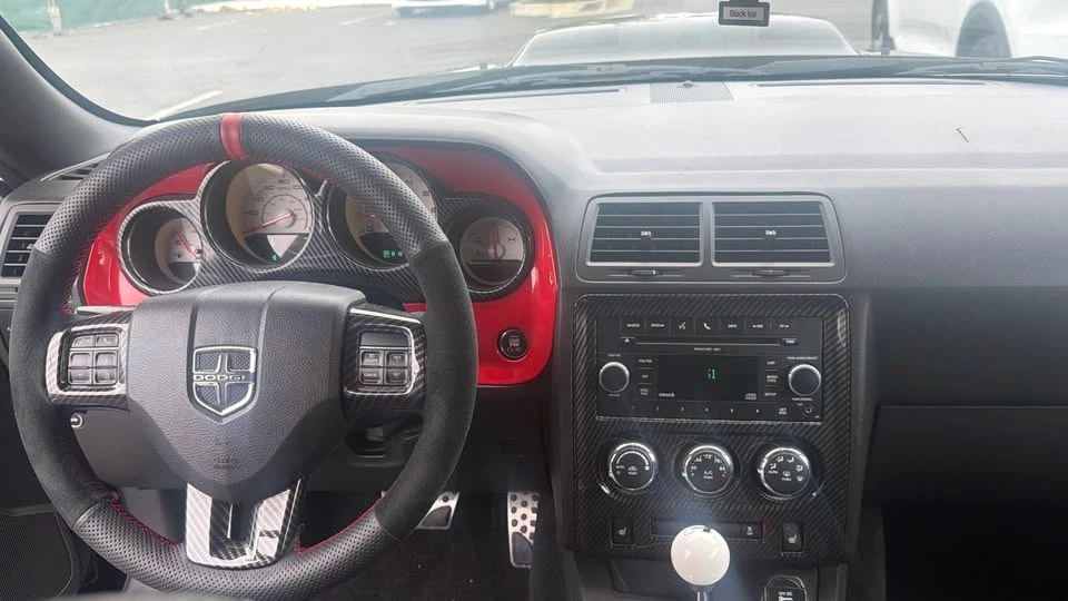 2011 Dodge Challenger 3rd Gen - Image 10 of 13