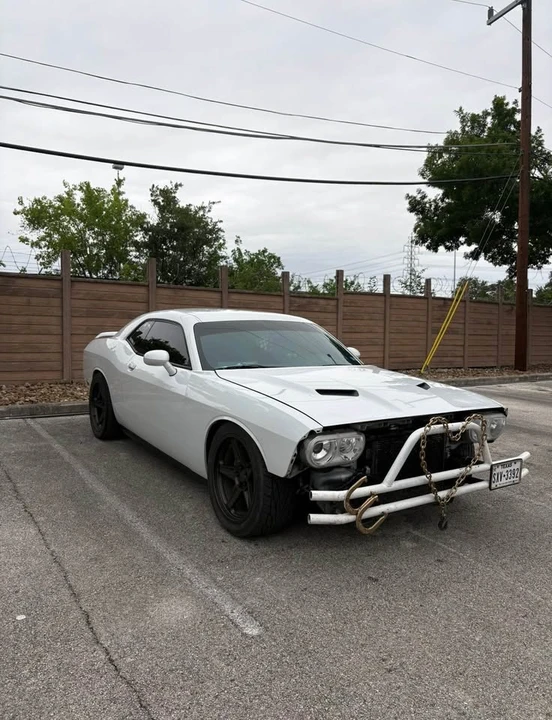 2011 Dodge Challenger 3rd Gen - Image 2 of 5