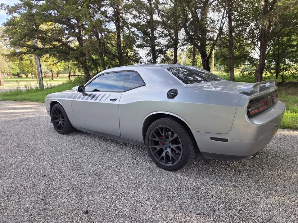 2011 Dodge Challenger 3rd Gen - Image 2 of 13