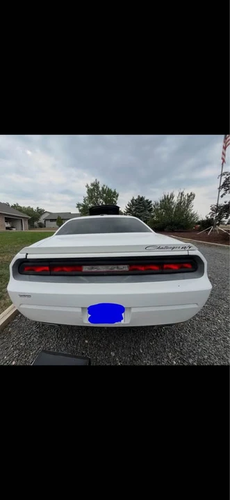 2011 Dodge Challenger 3rd Gen - Image 3 of 10