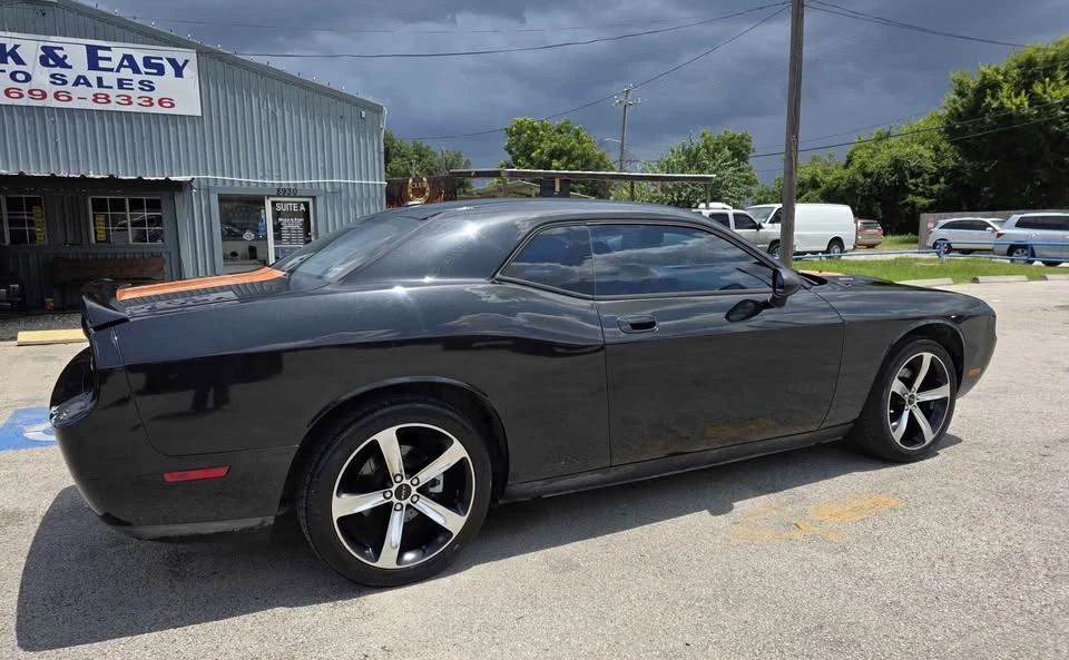 2011 Dodge Challenger 3rd Gen - Image 4 of 13