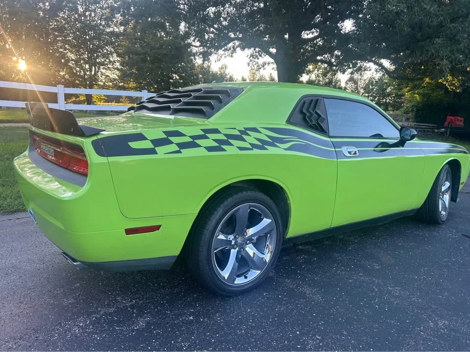 2011 Dodge Challenger 3rd Gen - Image 8 of 14