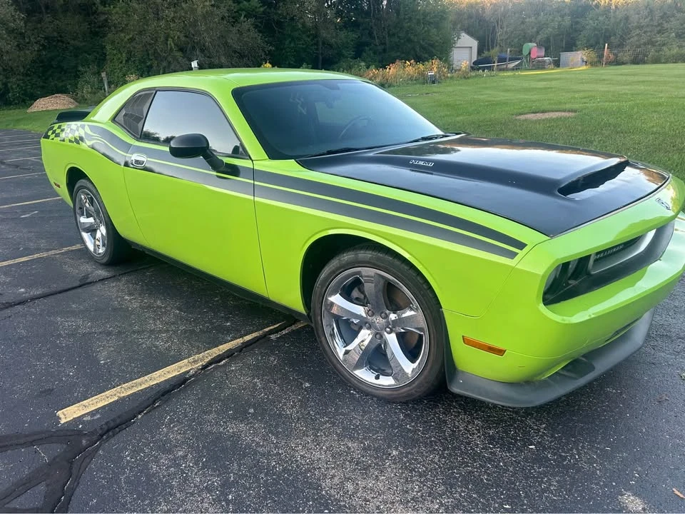 2011 Dodge Challenger 3rd Gen - Image 2 of 14