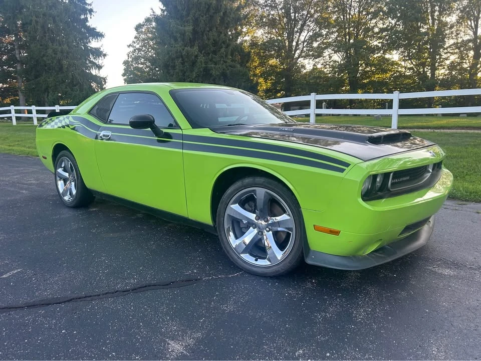 2011 Dodge Challenger 3rd Gen - Image 5 of 14