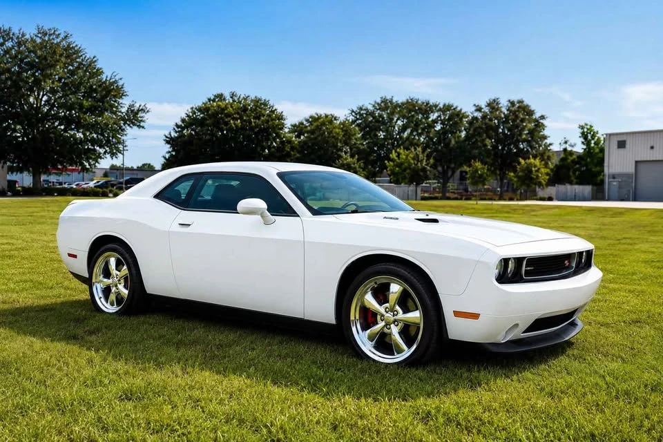 2011 Dodge Challenger 3rd Gen - Image 3 of 15
