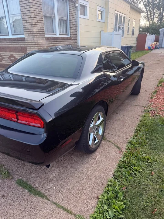 2011 Dodge Challenger 3rd Gen - Image 8 of 8