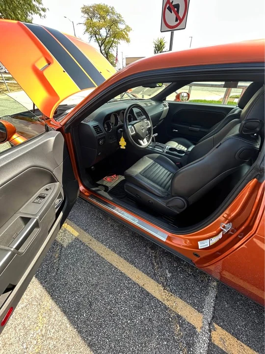 2011 Dodge Challenger 3rd Gen - Image 7 of 9
