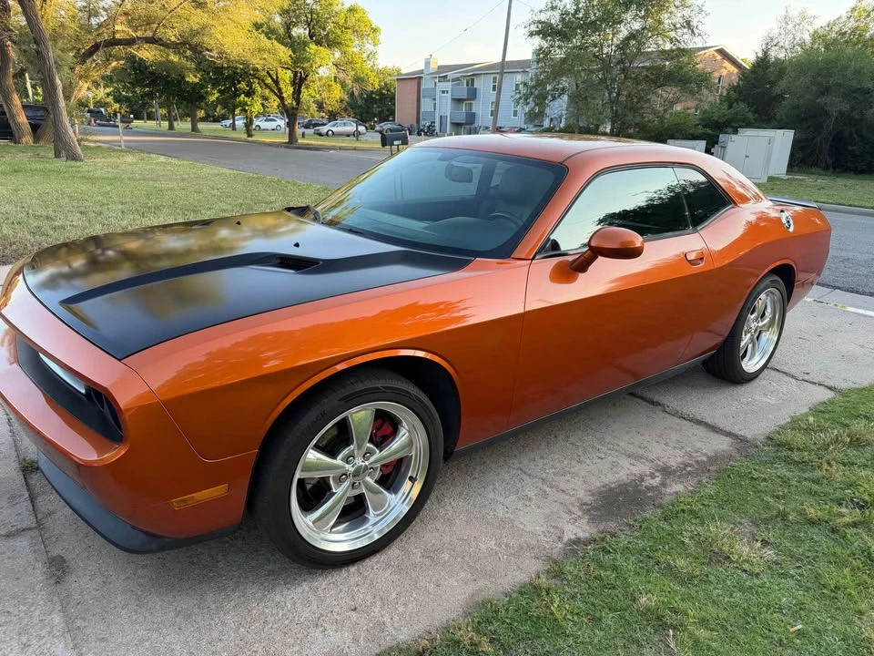 2011 Dodge Challenger 3rd Gen - Image 3 of 8