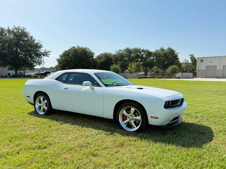 2011 Dodge Challenger 3rd Gen - Image 15 of 15