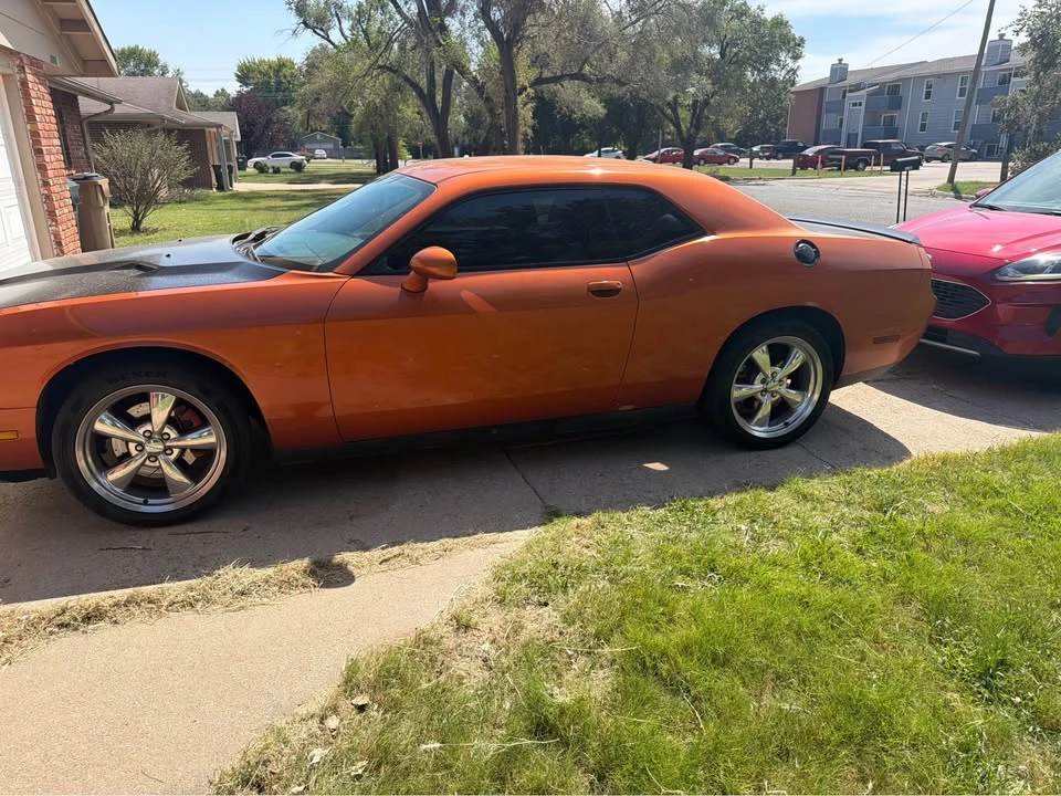 2011 Dodge Challenger 3rd Gen - Image 8 of 8