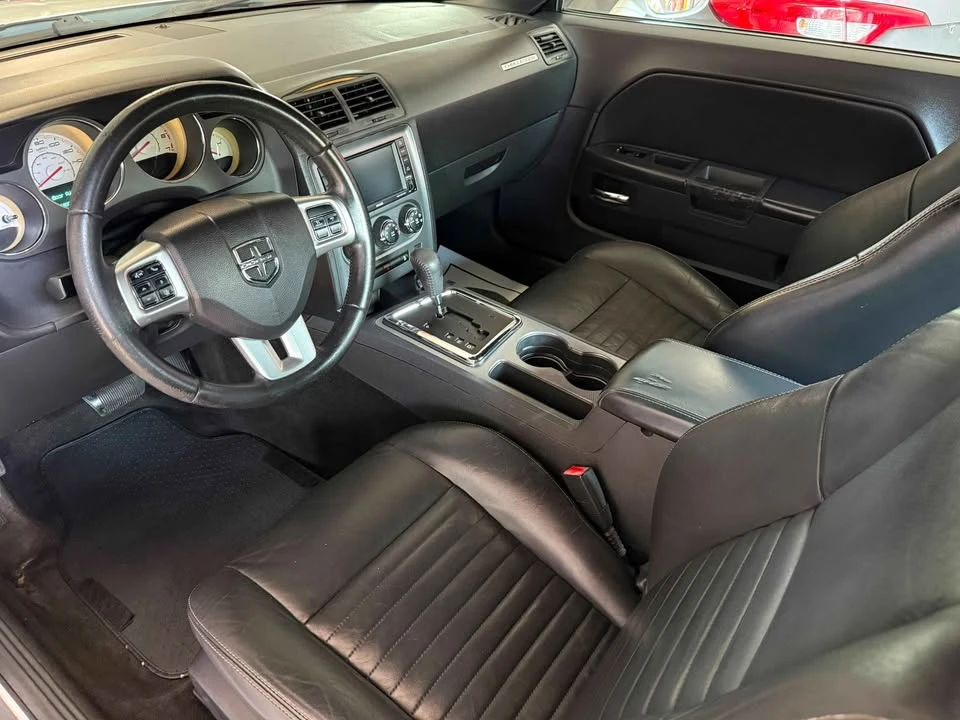2011 Dodge Challenger 3rd Gen - Image 6 of 16