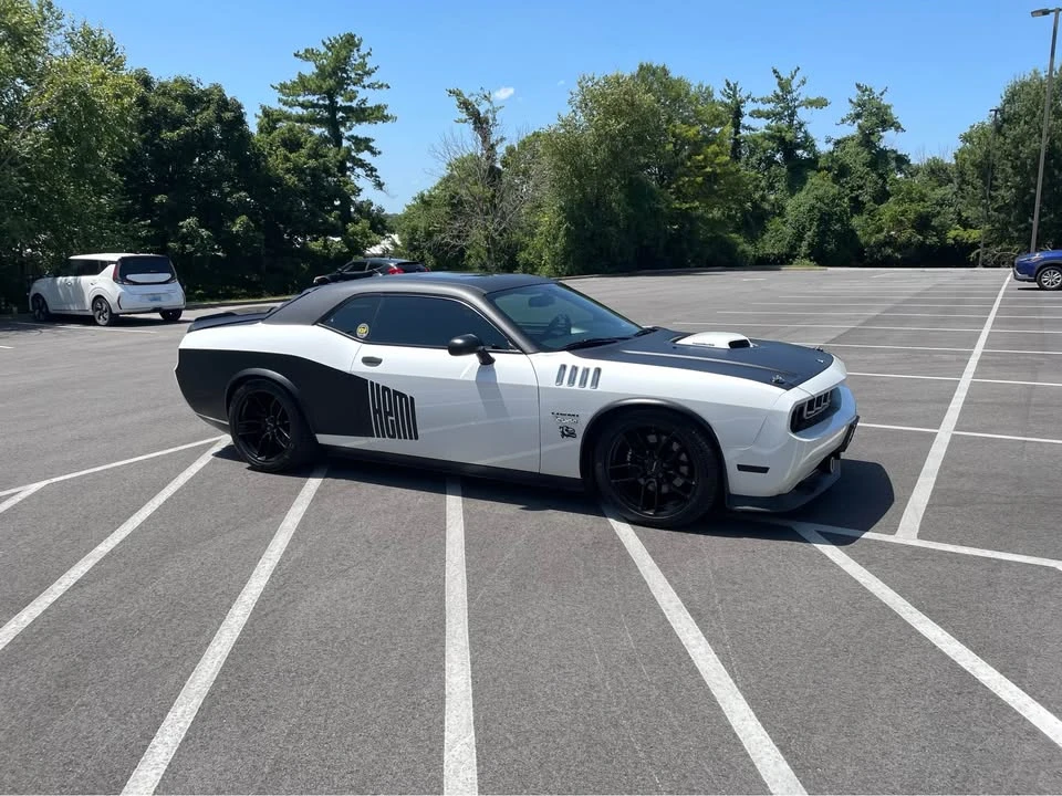 2011 Dodge Challenger 3rd Gen - Image 2 of 13