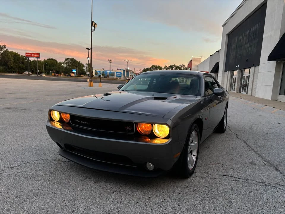 2011 Dodge Challenger 3rd Gen - Image 7 of 9