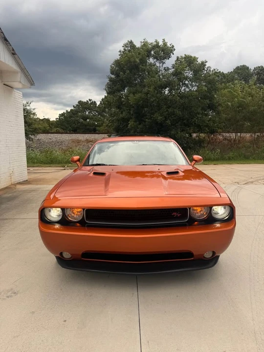 2011 Dodge Challenger 3rd Gen - Image 2 of 11