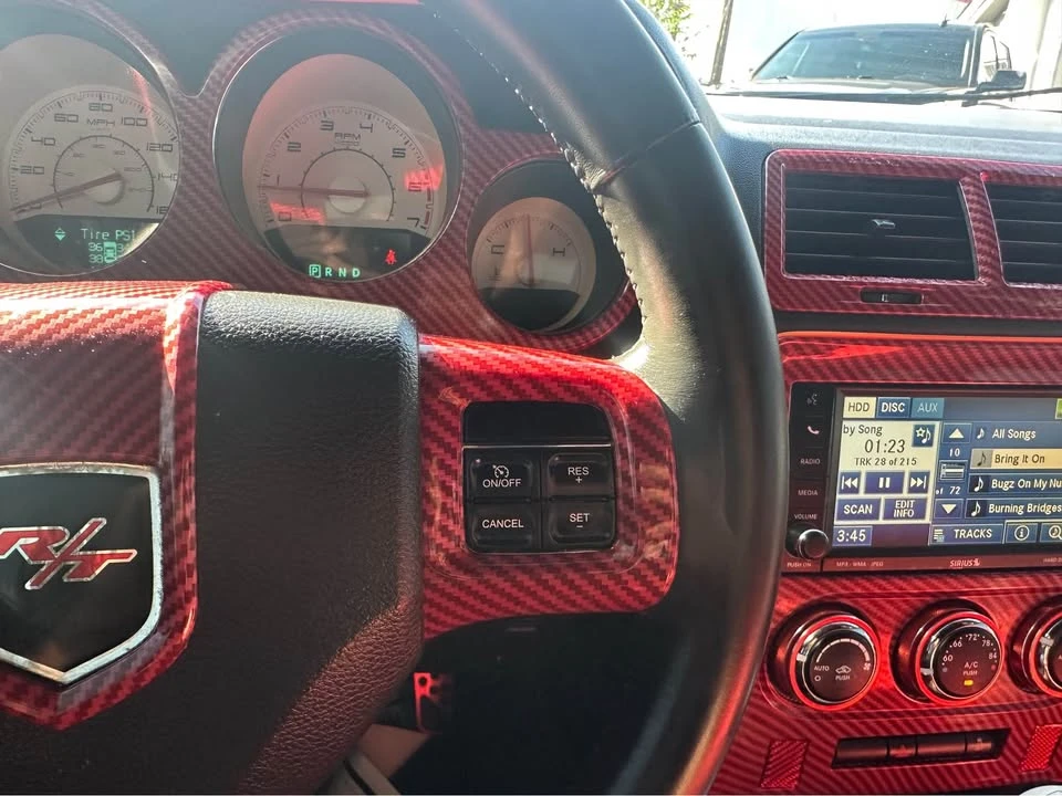 2011 Dodge Challenger 3rd Gen - Image 15 of 20