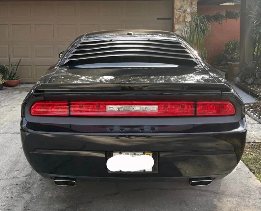2011 Dodge Challenger 3rd Gen - Image 9 of 10