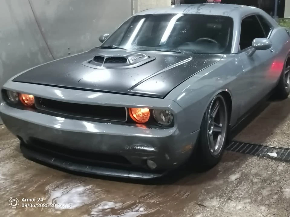 2011 Dodge Challenger 3rd Gen - Image 3 of 7