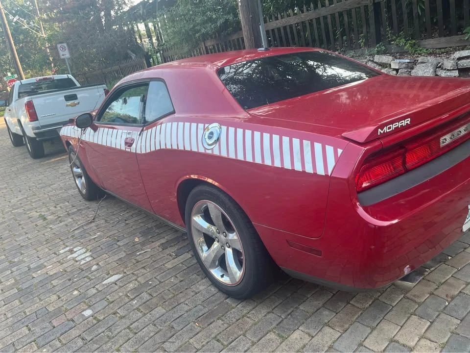 2011 Dodge Challenger 3rd Gen - Image 4 of 12