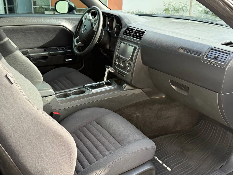 2011 Dodge Challenger 3rd Gen - Image 20 of 23