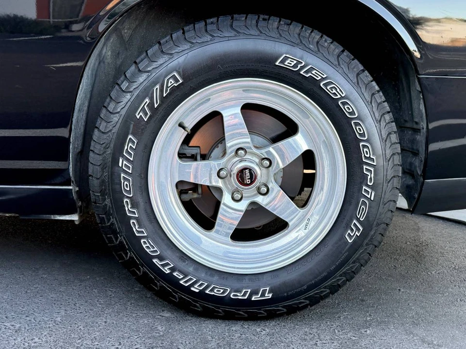 2011 Dodge Challenger 3rd Gen - Image 7 of 23