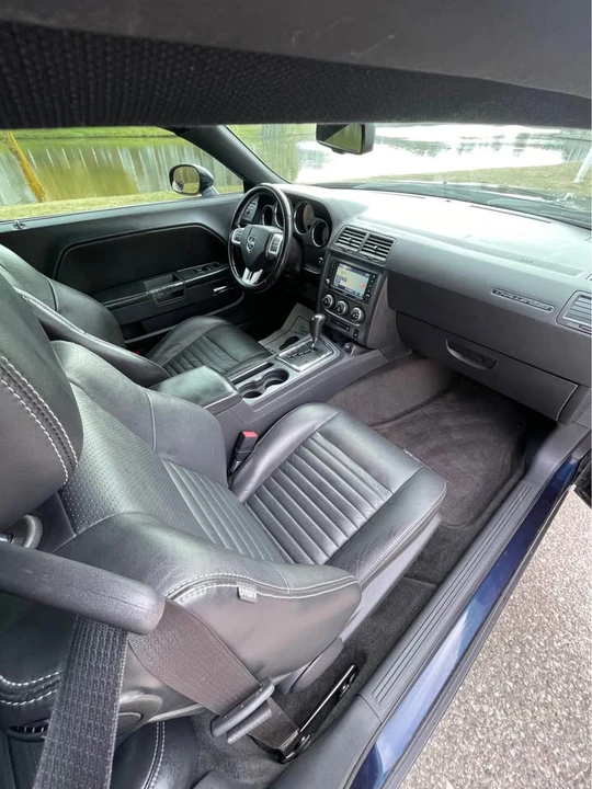 2011 Dodge Challenger 3rd Gen - Image 14 of 20