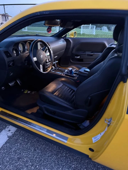 2011 Dodge Challenger 3rd Gen - Image 11 of 13