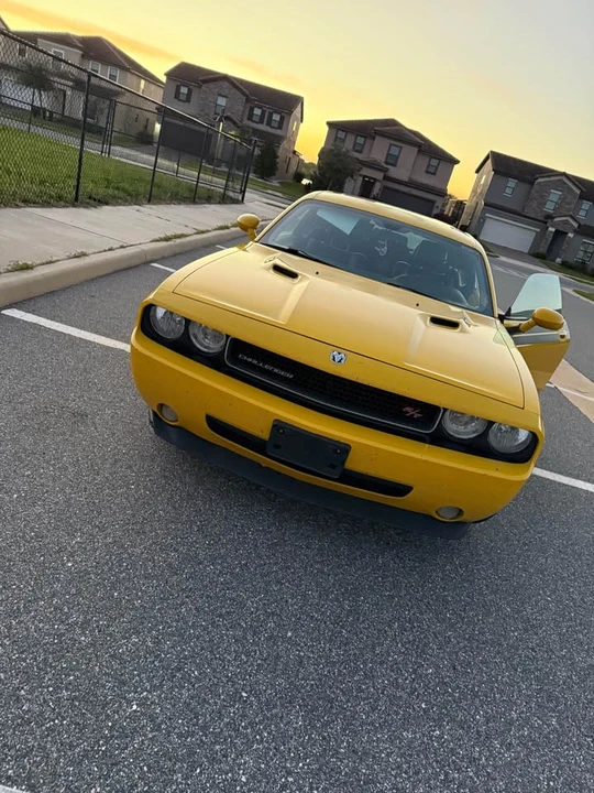2011 Dodge Challenger 3rd Gen - Image 2 of 13