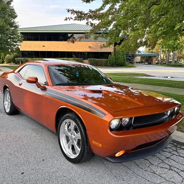 2011 Dodge Challenger R/T Plus Coupe 2D