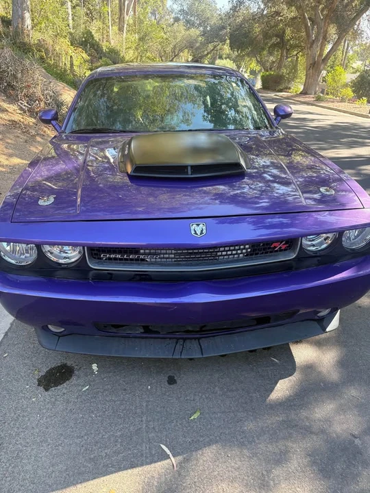2011 Dodge Challenger 3rd Gen - Image 2 of 10
