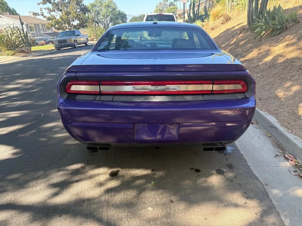 2011 Dodge Challenger 3rd Gen - Image 5 of 10