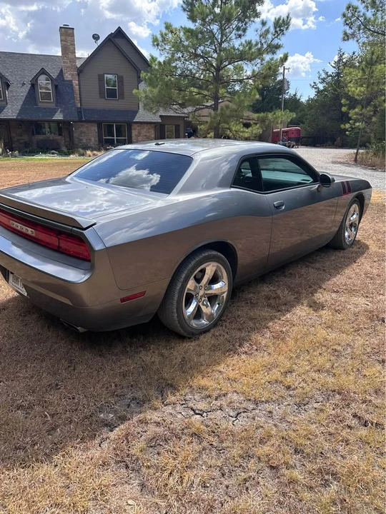 2011 Dodge Challenger 3rd Gen - Image 3 of 16