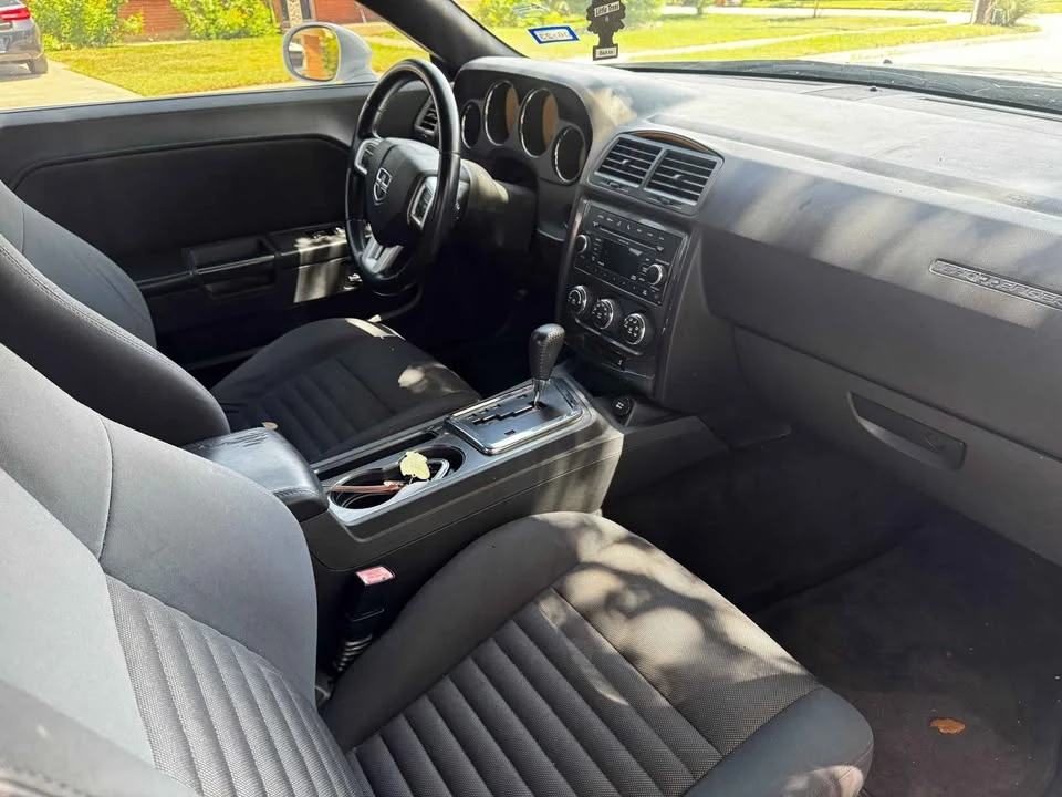 2011 Dodge Challenger 3rd Gen - Image 5 of 5