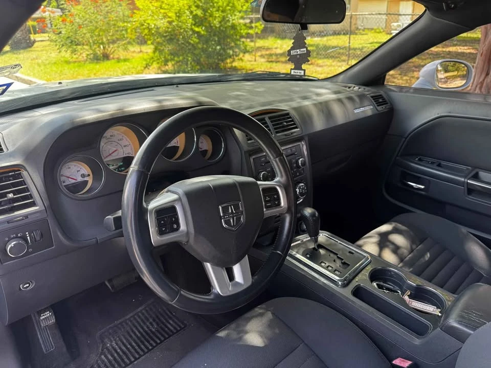 2011 Dodge Challenger 3rd Gen - Image 4 of 5