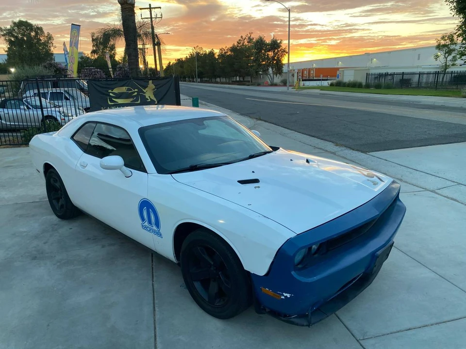 2011 Dodge Challenger 3rd Gen - Image 7 of 19