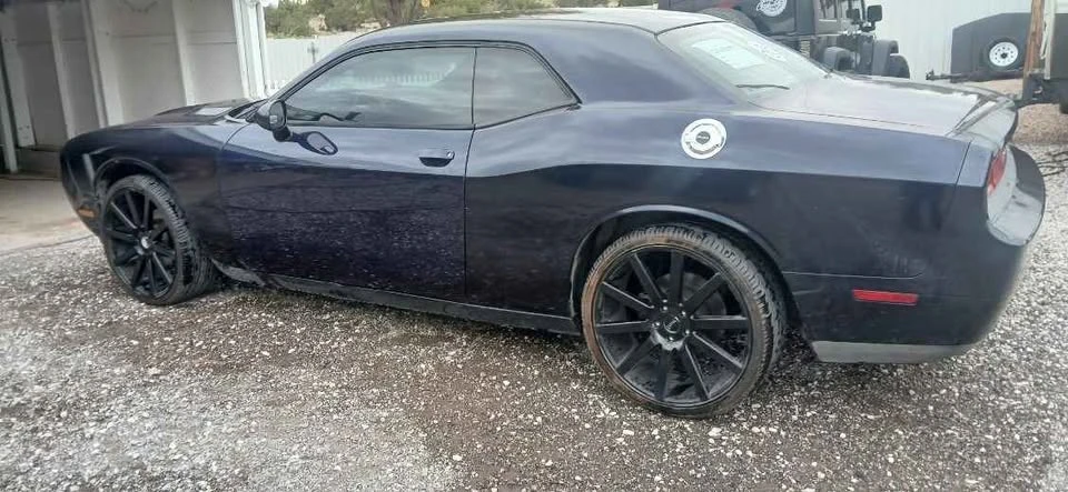 2011 Dodge Challenger 3rd Gen - Image 2 of 8