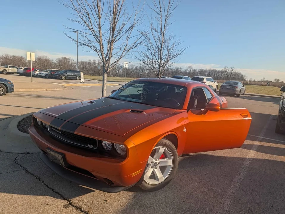 2011 Dodge Challenger 3rd Gen - Image 3 of 16