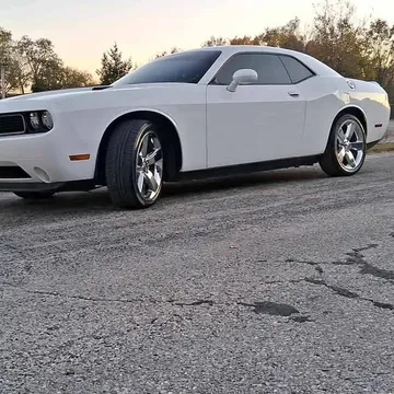 2011 Dodge Challenger SE Coupe 2D