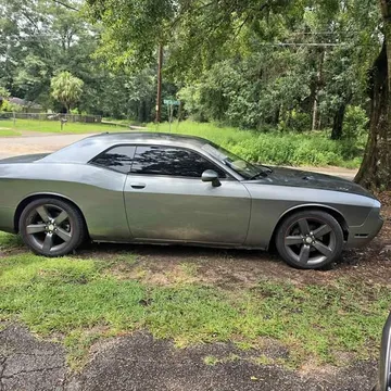 2011 Dodge Challenger SE Coupe