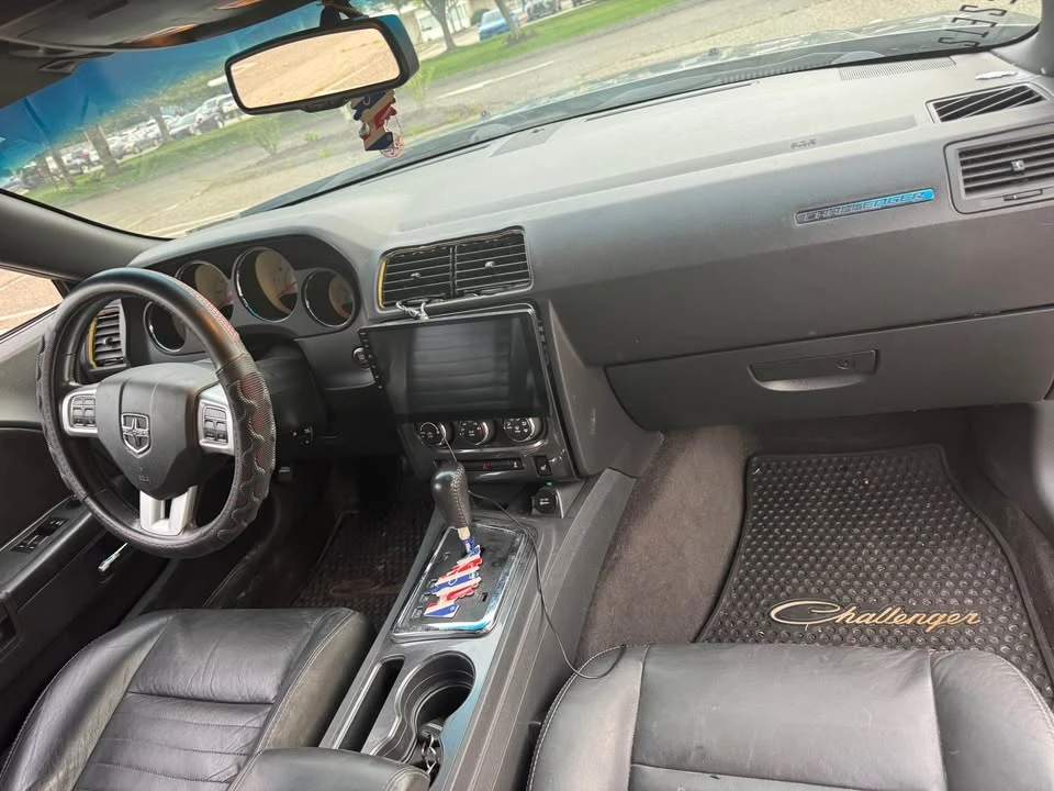 2011 Dodge Challenger 3rd Gen - Image 9 of 13