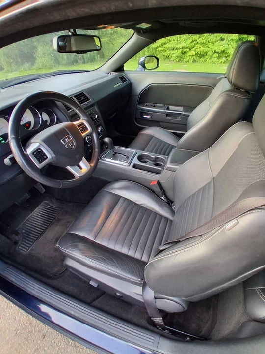2011 Dodge Challenger 3rd Gen - Image 8 of 14