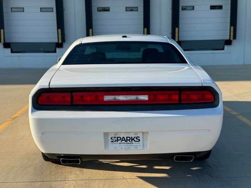 2011 Dodge Challenger 3rd Gen - Image 7 of 16
