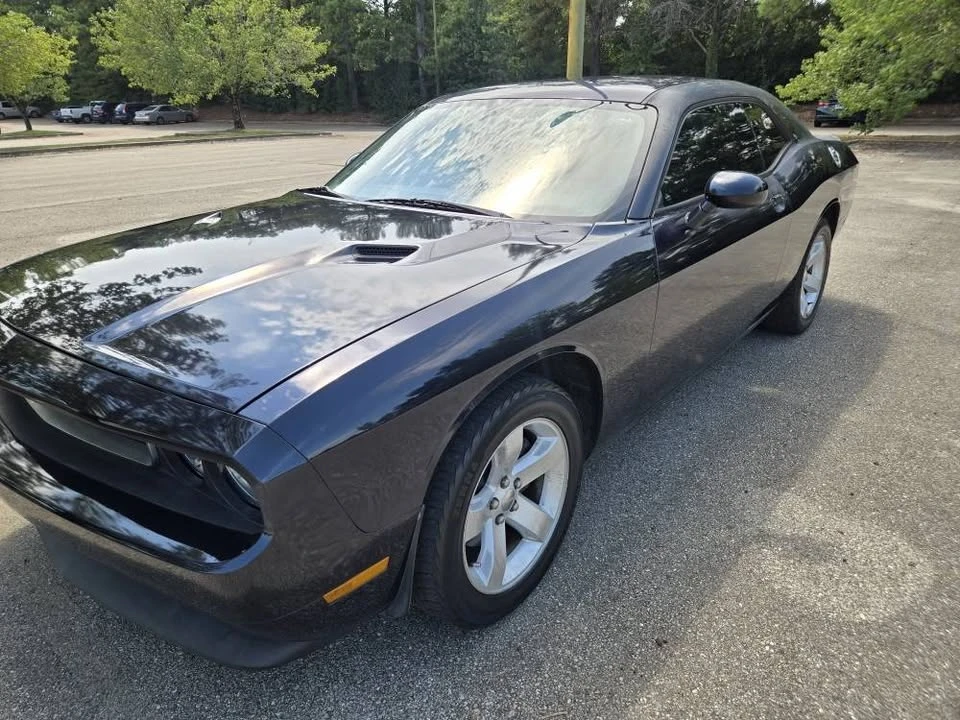 2011 Dodge Challenger 3rd Gen - Image 2 of 9