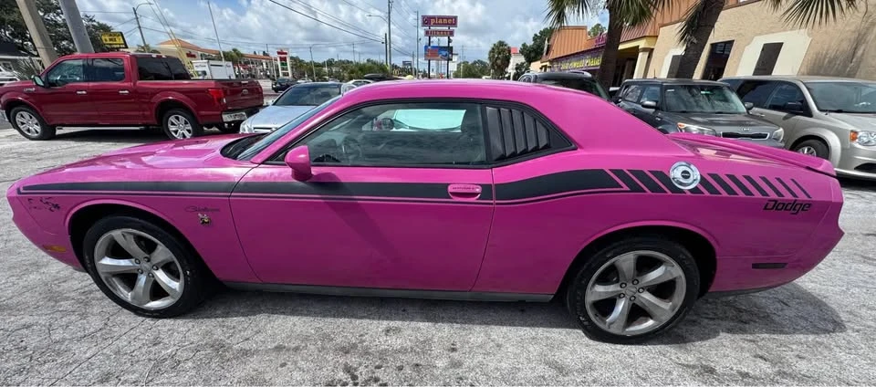 2011 Dodge Challenger 3rd Gen - Image 8 of 15